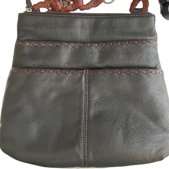 Brighton women's koda black & brown soft leather crossbody. - Picture 3 of 16